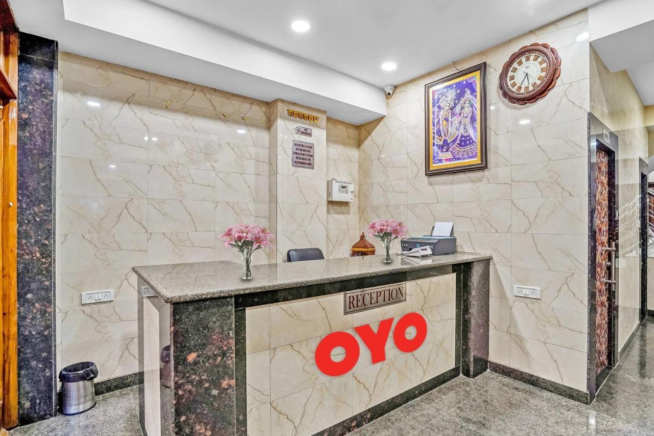 Oyo 88326 Hotel Cloud 9 New Delhi Exterior photo